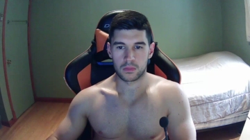 Muscularprettyman  12-07-2021 video pvt 18